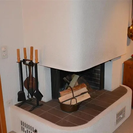 Hornflue - Wohlwender Appartement-fewo- Dusche Oder Bad- Wc 2-bettwohnung By Interhome *